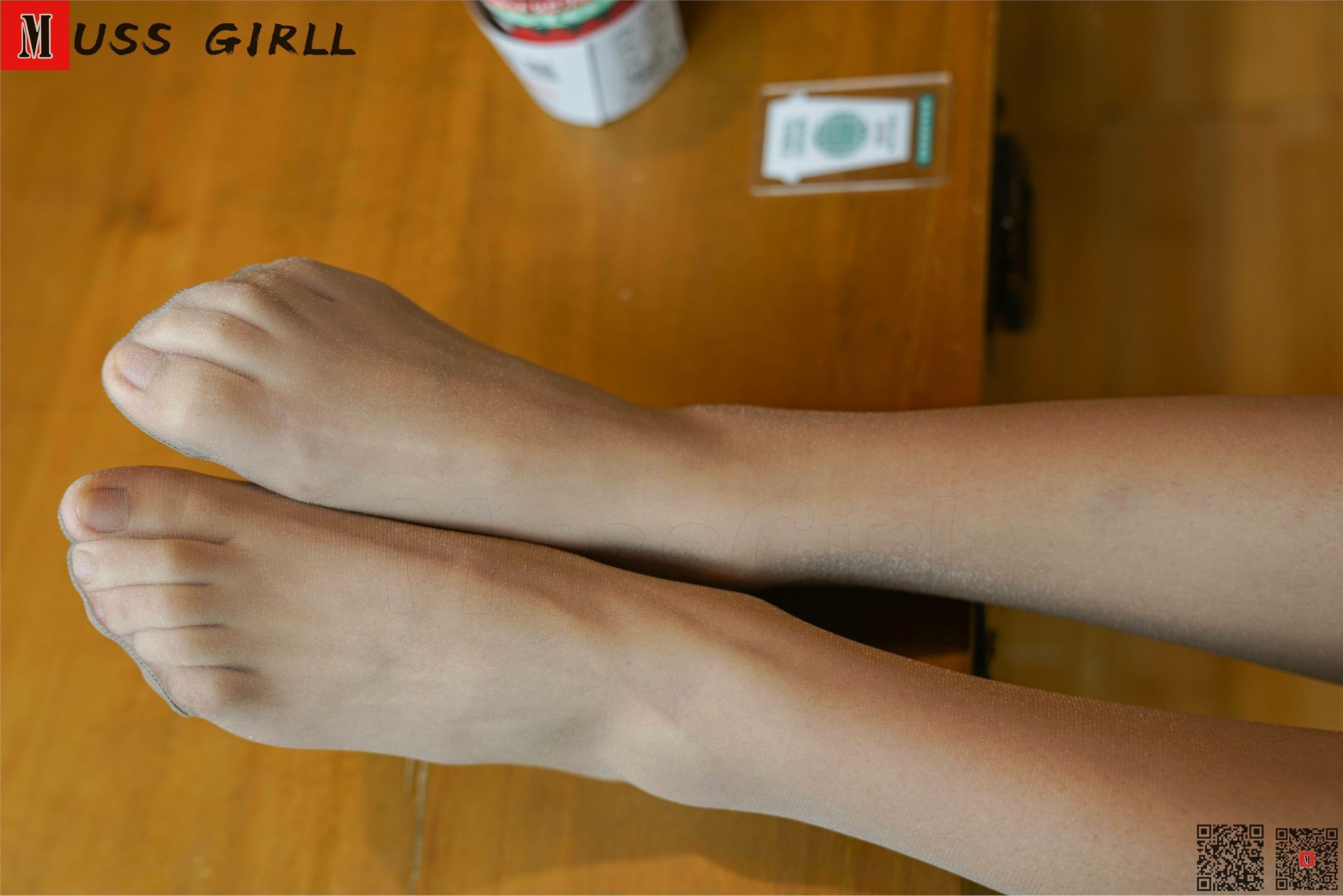 MussGirl慕丝女郎  NO.167 红色皮裙肉丝